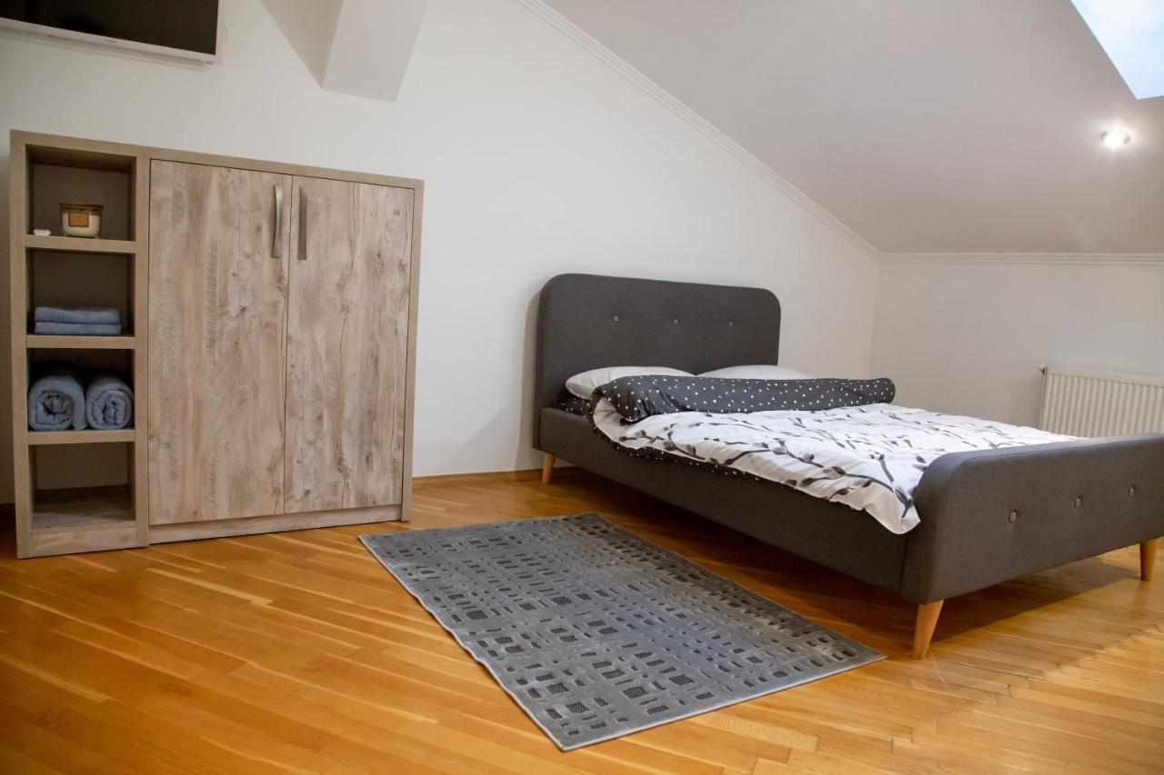 Apartment Kostyushka إلفيف المظهر الخارجي الصورة