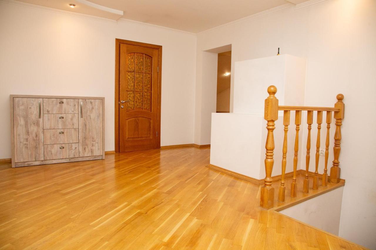 Apartment Kostyushka إلفيف المظهر الخارجي الصورة