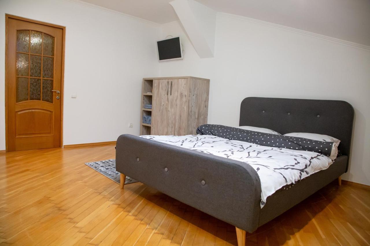 Apartment Kostyushka إلفيف المظهر الخارجي الصورة