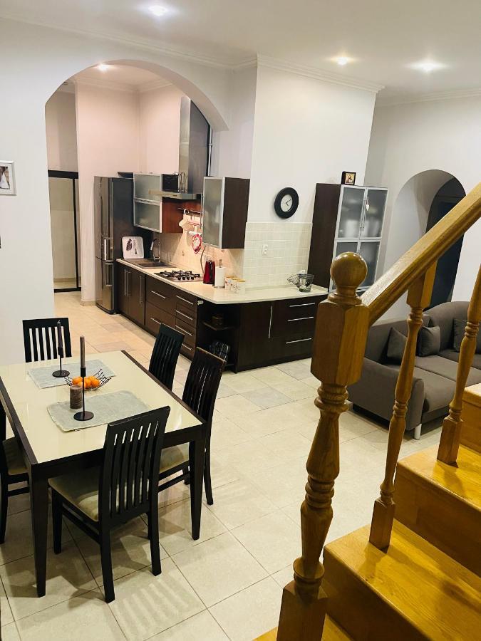 Apartment Kostyushka إلفيف المظهر الخارجي الصورة