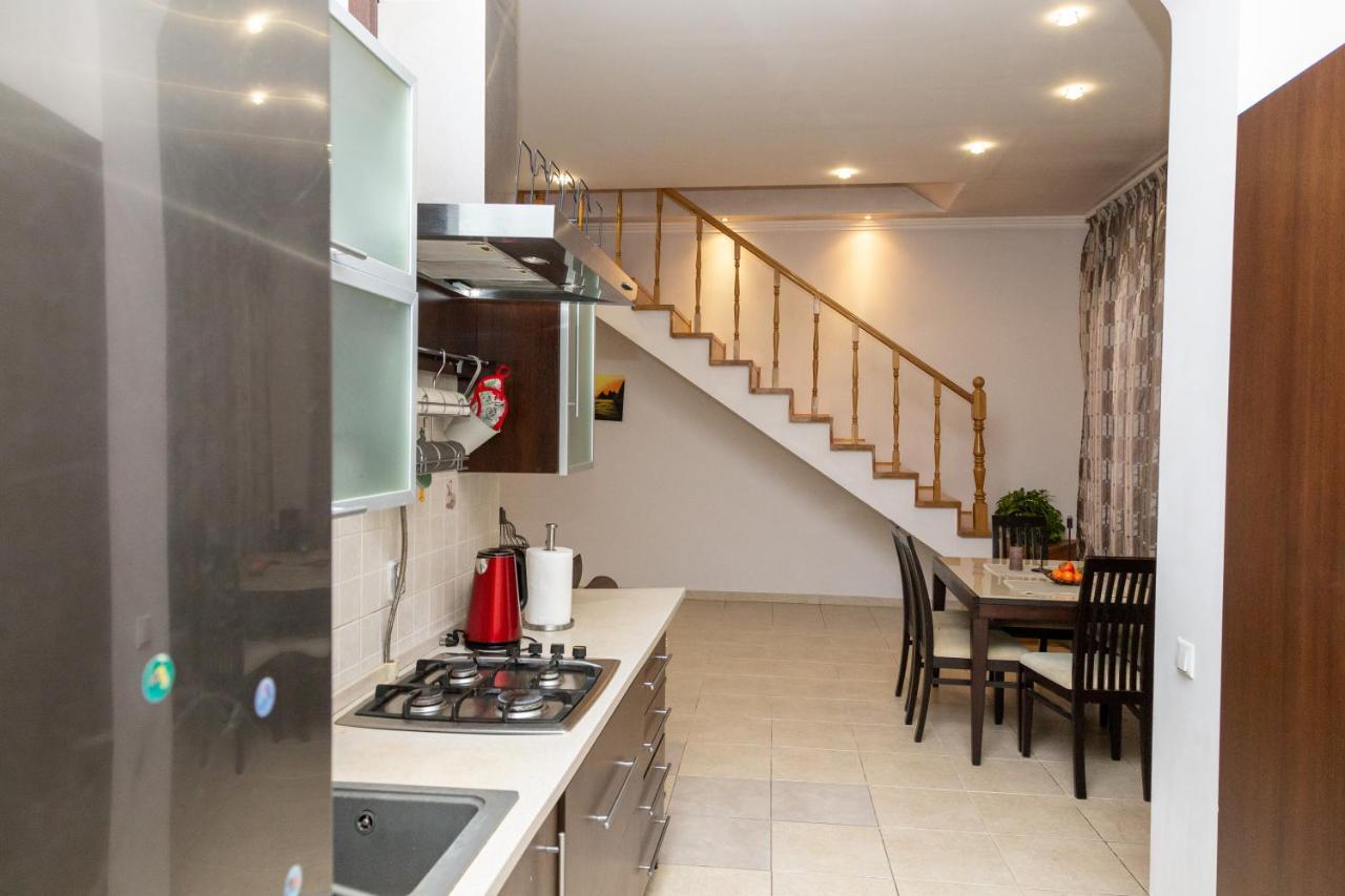 Apartment Kostyushka إلفيف المظهر الخارجي الصورة