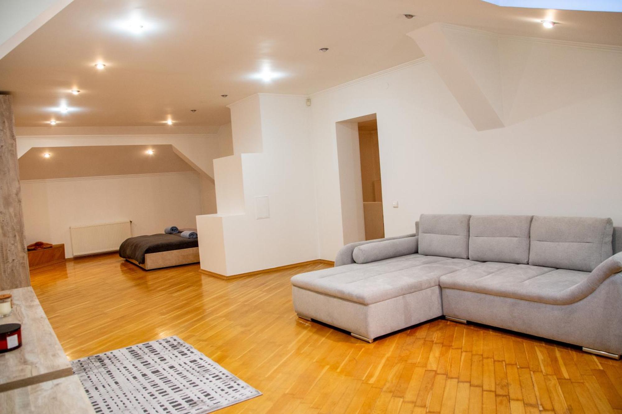Apartment Kostyushka إلفيف المظهر الخارجي الصورة